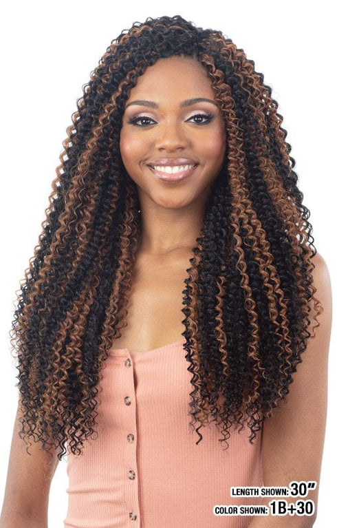 Model Model Gardenia Jheri Curl